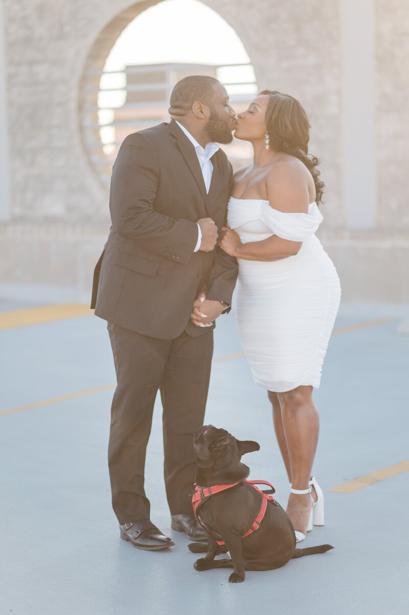 downtown-wilmington-nc-engagement-photos-12