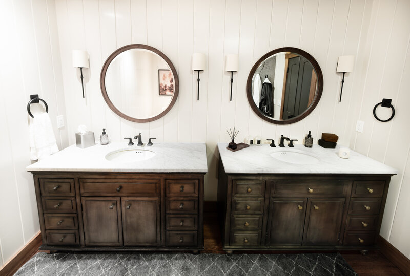 CHATTOOGA KING SUITE BATHROOM 5