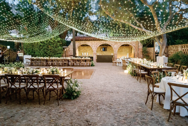 LucasRossi-Hummingbird-Nest-Ranch-Wedding-JJ-880