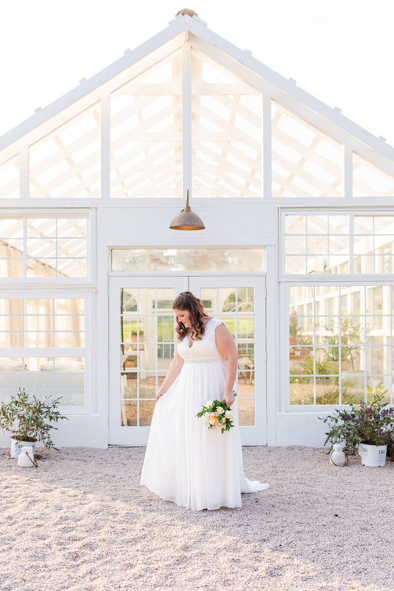 Fleurish Greenhouse Taylorsville, NC Bridal Session_Katelyn Shelley Photography (25)