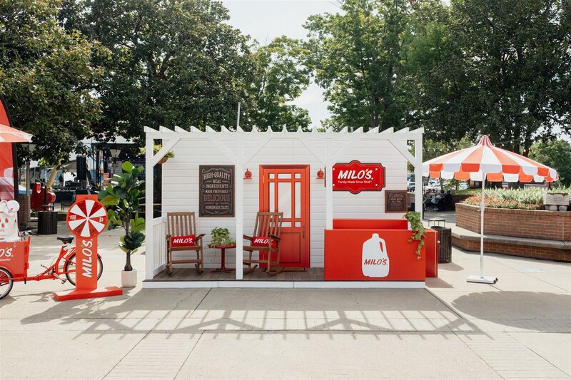 H&M Palm Springs Event Design Sign