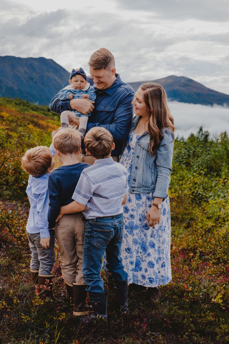 Alaska-Family-Arctic-Valley-D&A_58