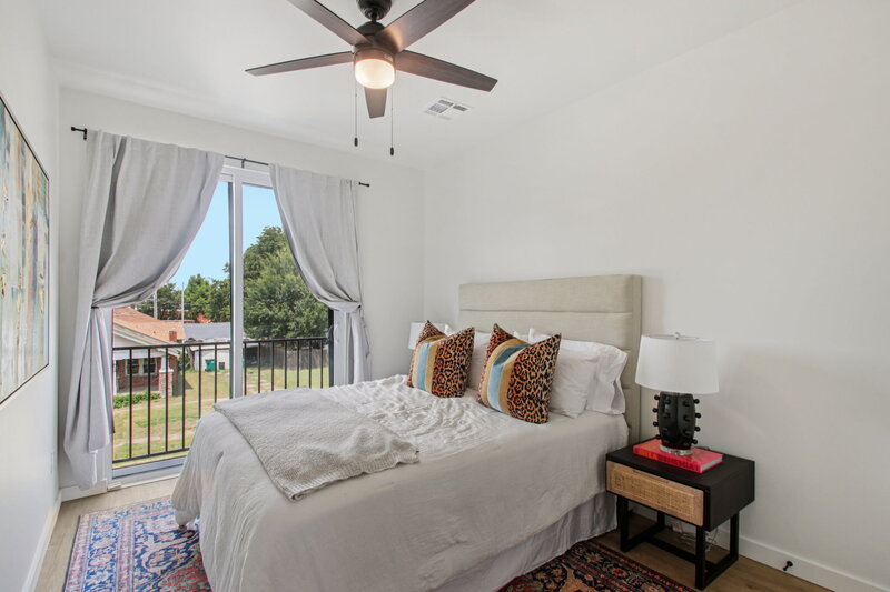 40-web-or-mls-unit 2B-010
