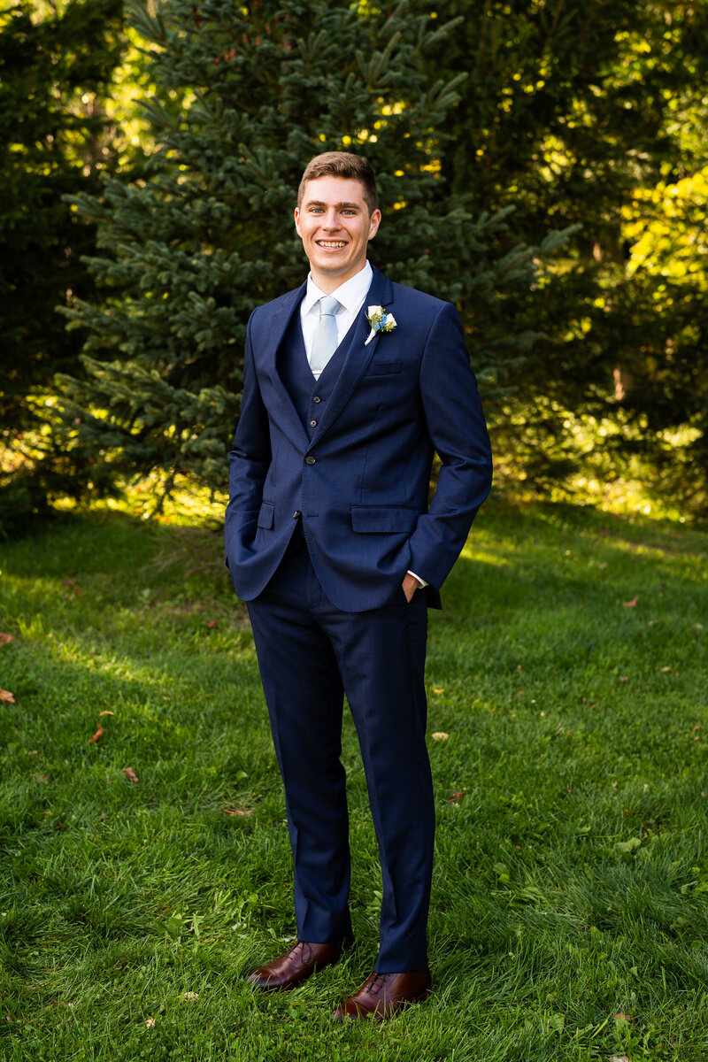 bloom-meadows-berkshire-wedding-photography-47