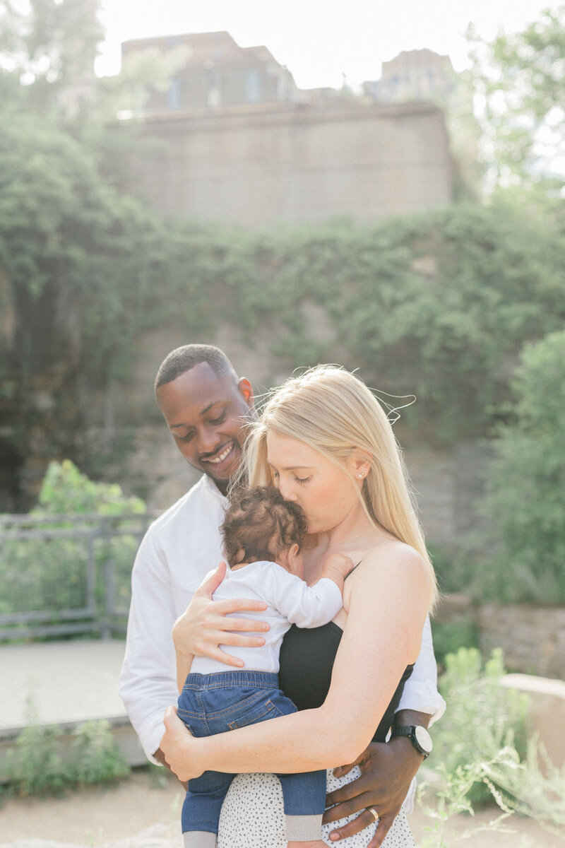 Lyndsey_Rose_Photography_Minnesota_Motherhood_Seniors_Family_Newborn_Photographer_Carr_Family-17