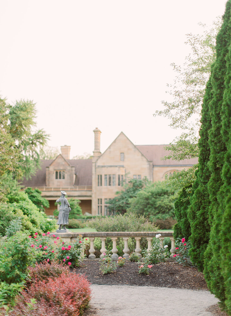 wedding reception at the paine art center in oshkosh, wisconsin