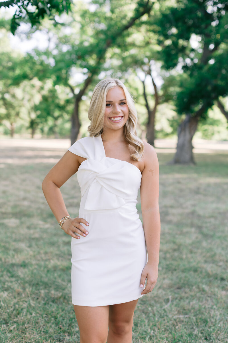 SENIOR - ALEXIS FLORA-2 (1)