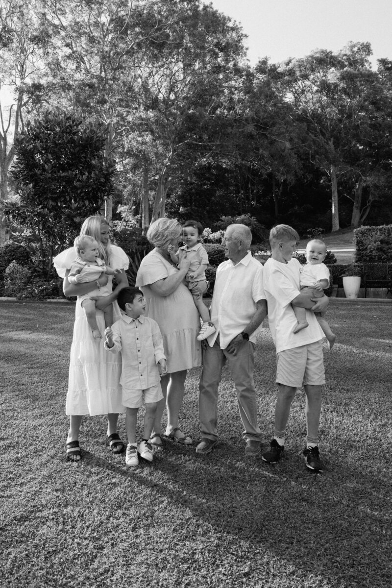 Kelsie Extended Family - Sneak Peek-3