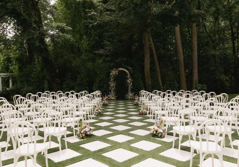 Luxurious outdoor wedding ceremony