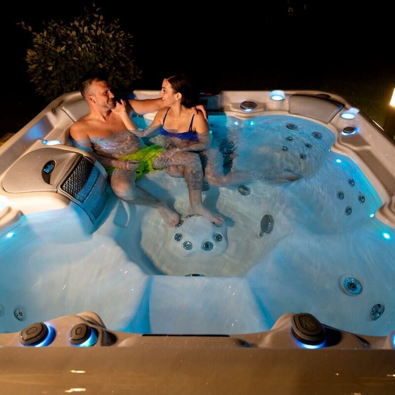 wellis-vienna-hot-tub-north-idaho