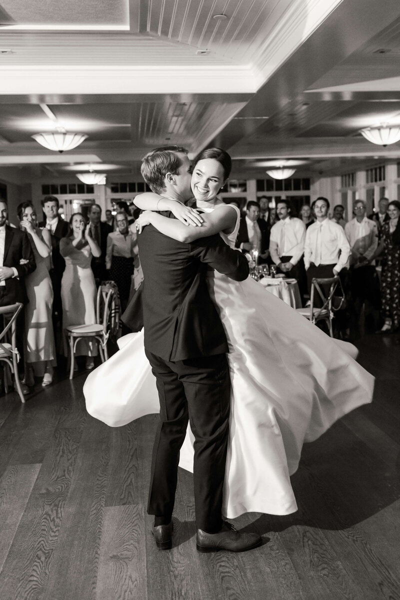 Peconic_Bay_Yacht_Club_Wedding_017