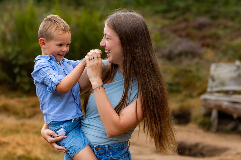 Gezinsshoot van broer en zus in Limburg
