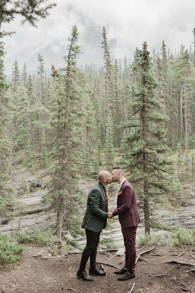 banff-elopement-photographer-244