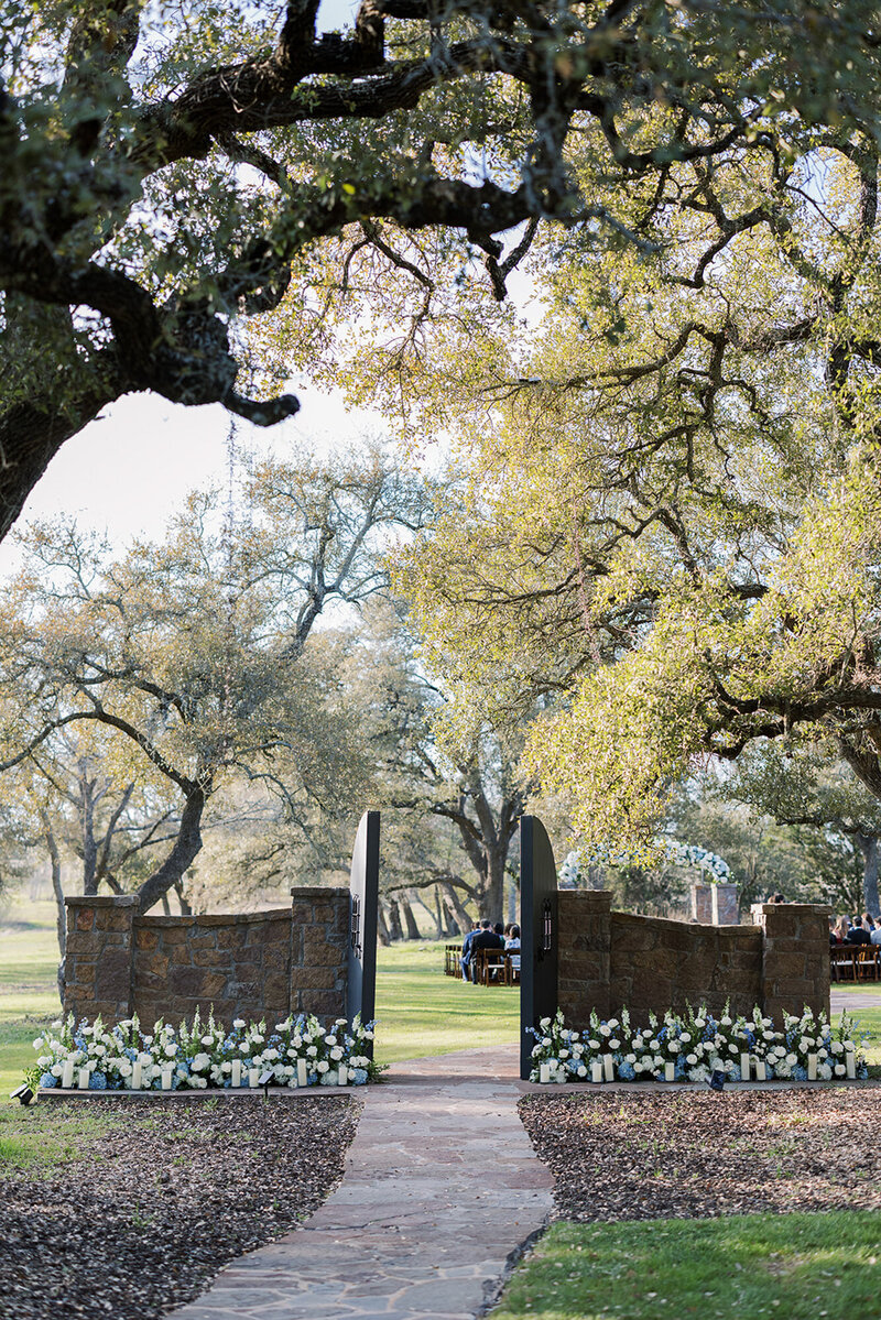 Emily-and-Colton-2024-Ma-Maison-Wedding-Venue-in-Dripping-Springs-Texas-112