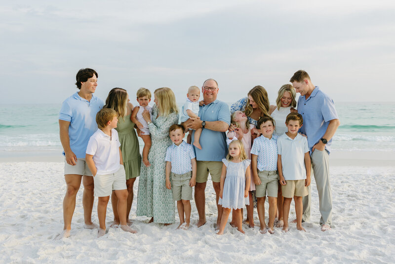 30A Florida Family Reunion Extended Family Photography Session 