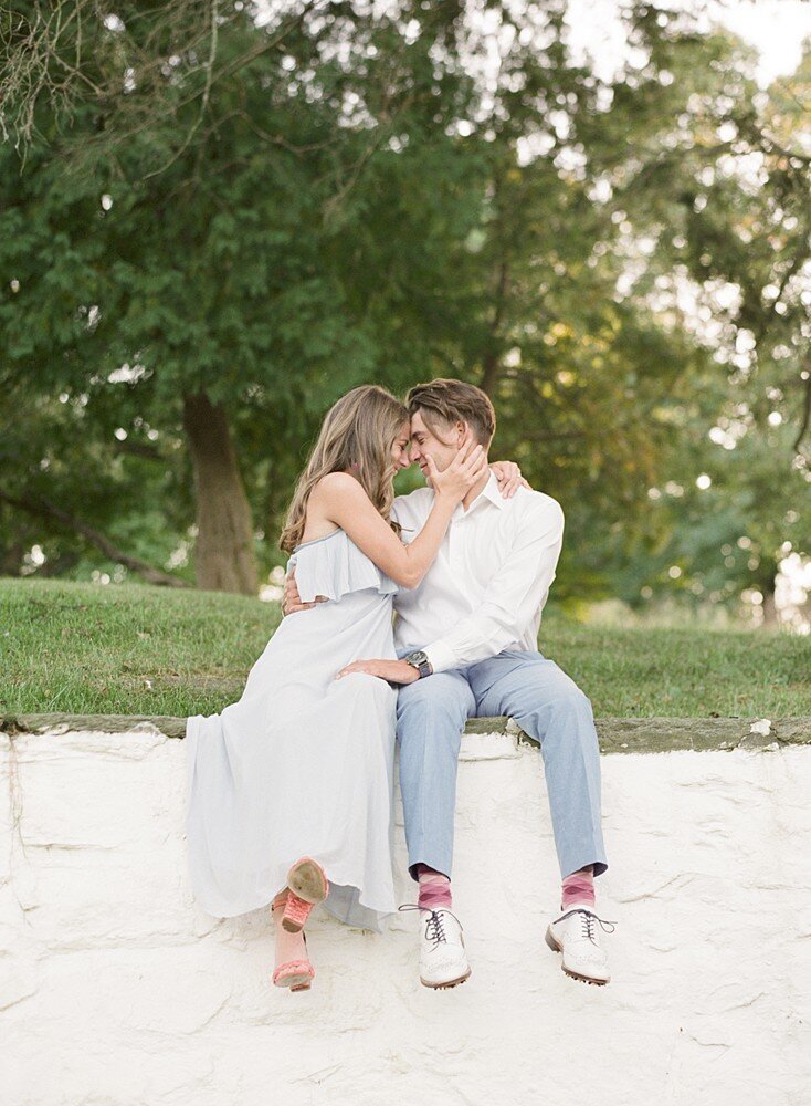 philadelphia-wedding-photographer-engagement-session-at-valley-forge-national-park-laura-eddy-photography_0026