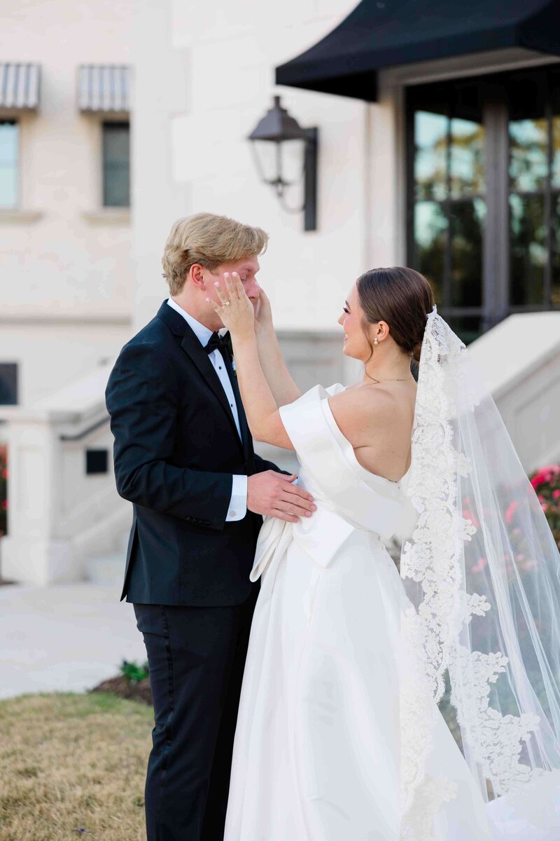 Are you looking for a Texas wedding photographer? We would love to chat with you and see if we are a perfect match to photograph your Texas or destination wedding!