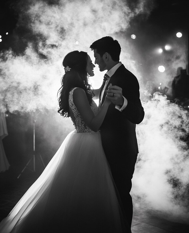 u8285411758_A_black-and-white_photograph_of_the_bride_in_her__e06d52e3-b741-4355-90ee-bff89881f35f_2