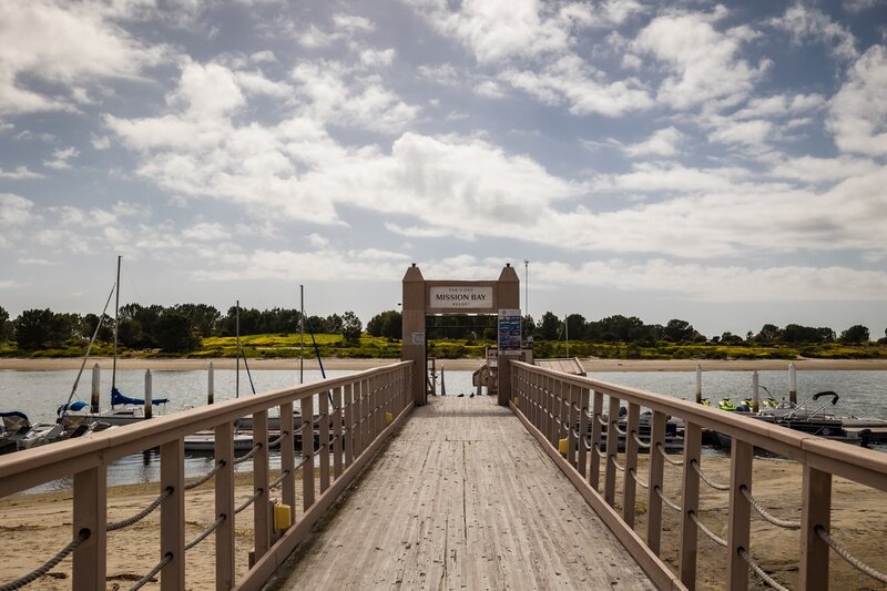 View along a deck out to the ocean at the San Diego Mission Bay Resort