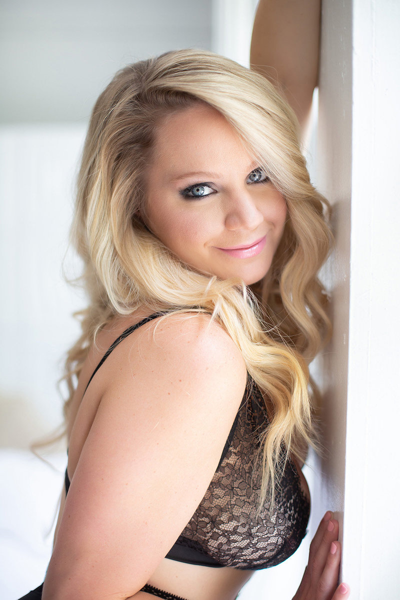 gorgeous boudoir pictures in North Carolina