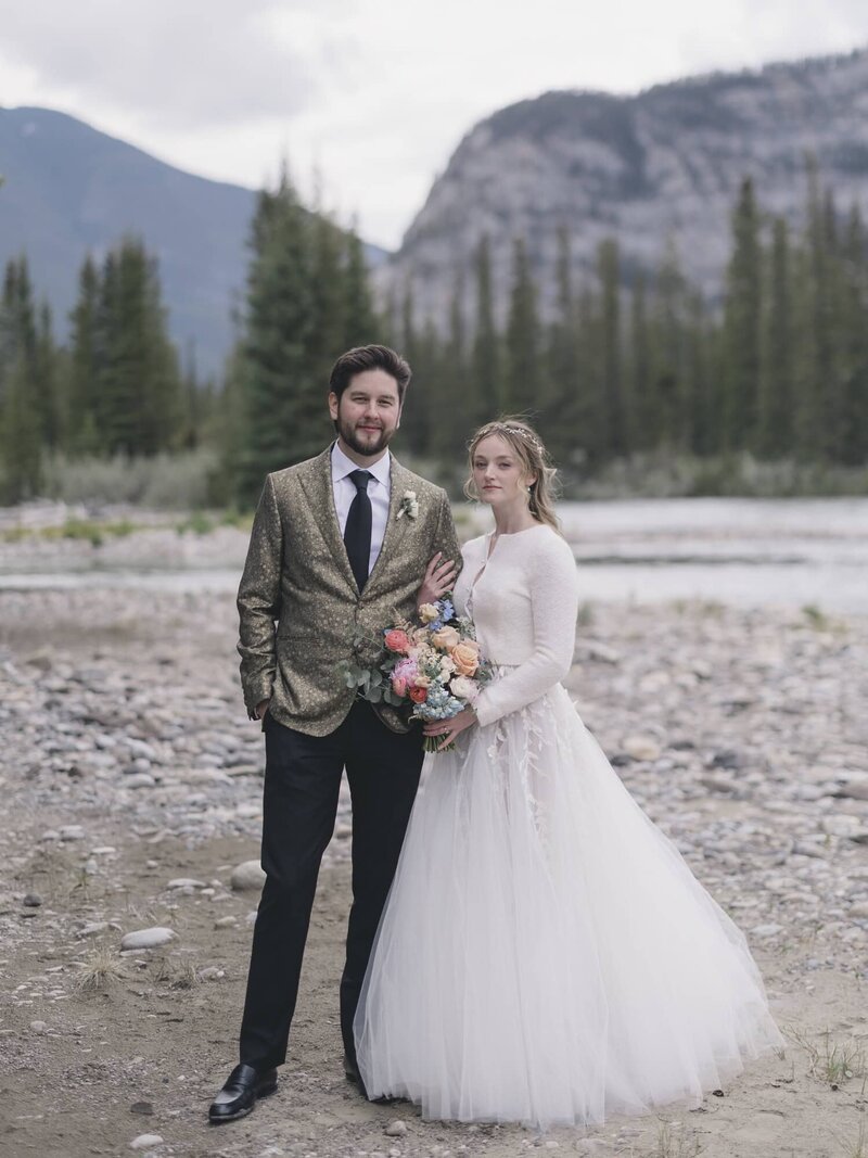 Timeless Tales Creatives - Fine Art Documentary Wedding Photographers in Banff - Banff Springs Golf Course Wedding (36)