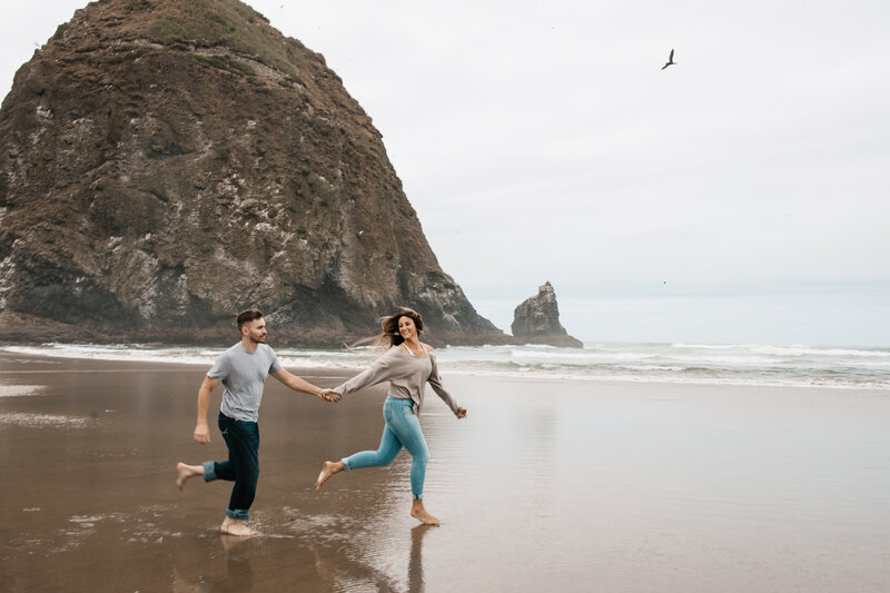 MichaelaHPhotographyCouplePortlandOregonVancouverWashington-6