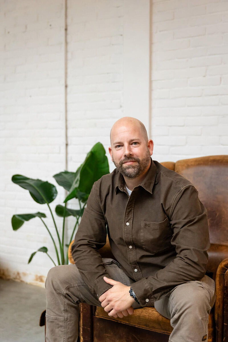 Studio Paoline Kruijssen - portfolio zakelijke personal branding fotografie - Roland NIelen Consultancy - 1