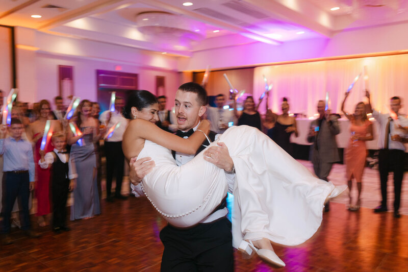 122-Mariah Kasten Photo - Detroit Wedding - Olivia and Andrew