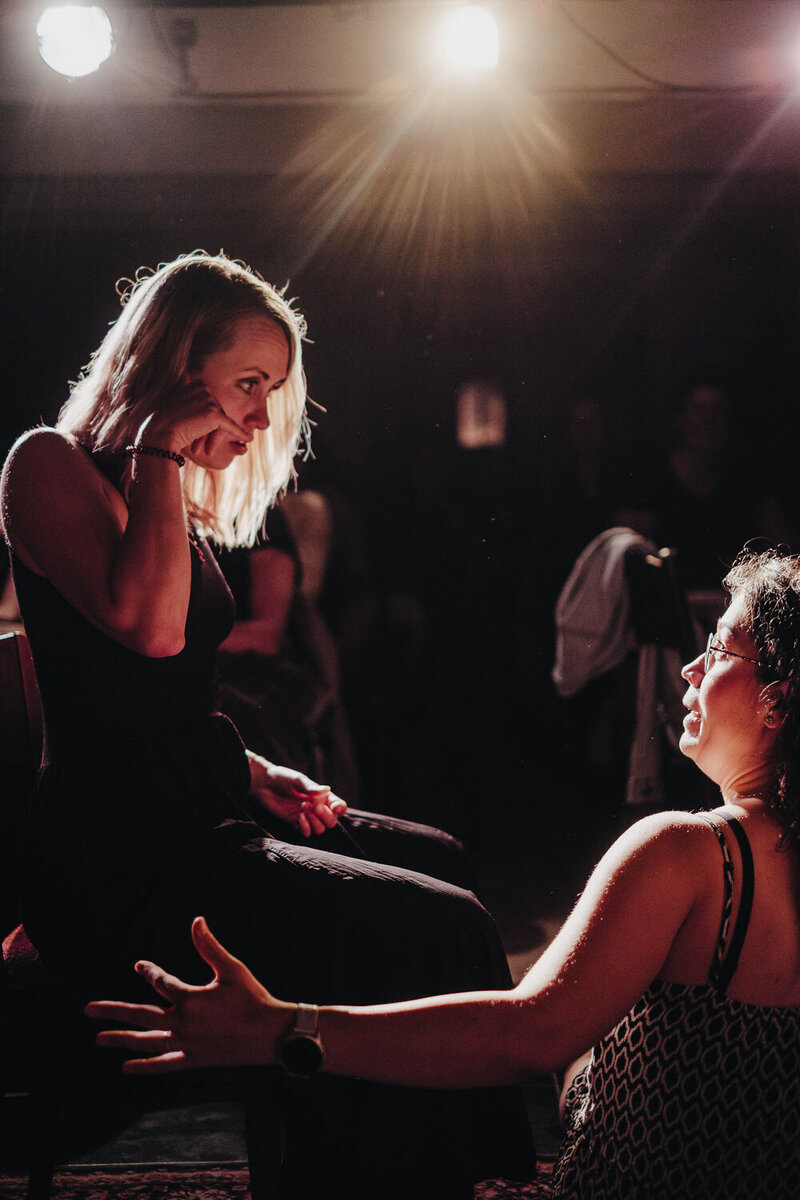 skupina Nedivse členka Adél Homolková