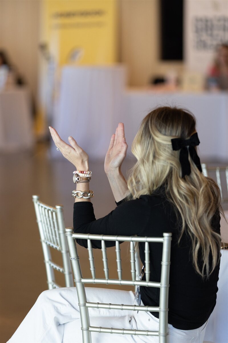 Laylee Emadi | Coach for Creative Educators and Speakers