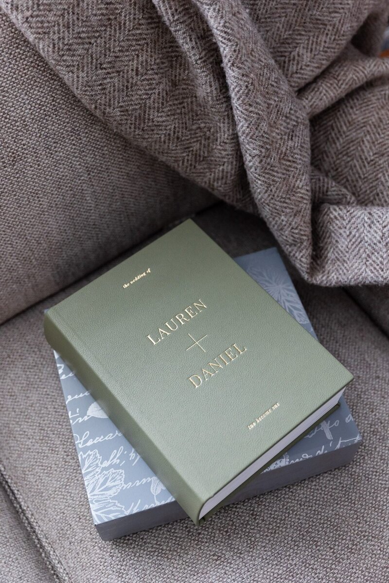 Underatreehouse Wedding Albums 1424-Web