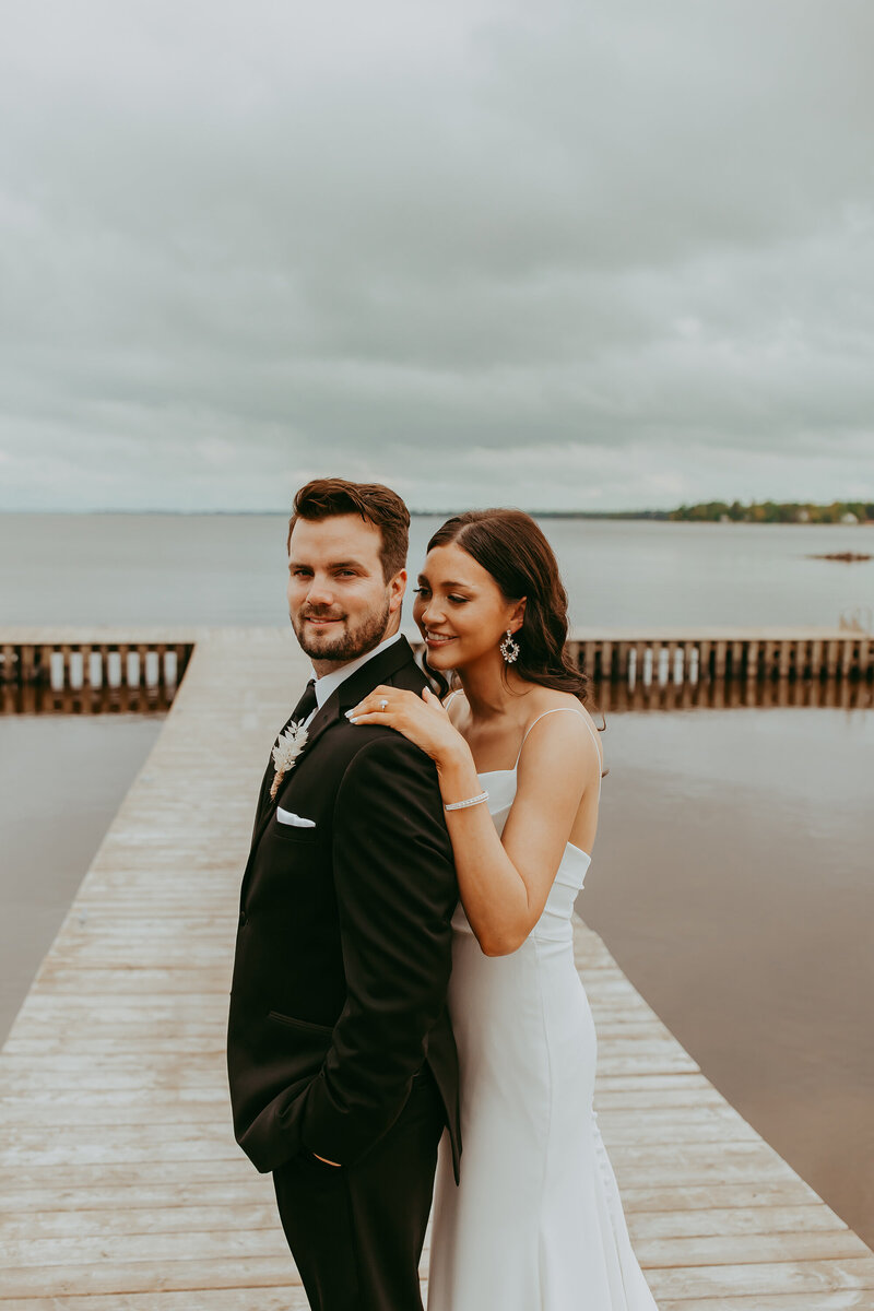 bride-and-groom-posing