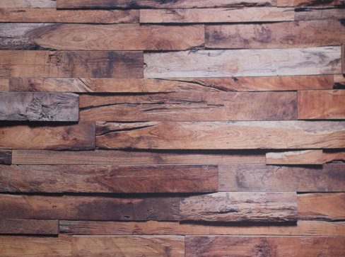 Staggered Barnwood