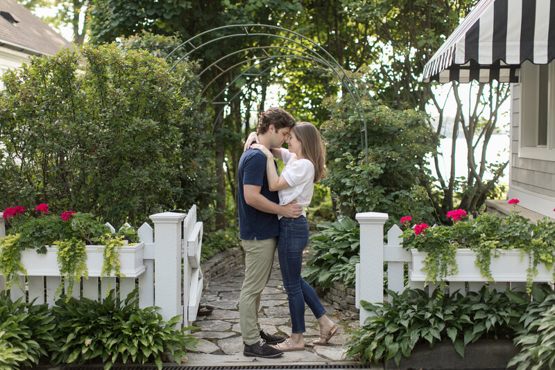 MaggieSawyer-engmt-057