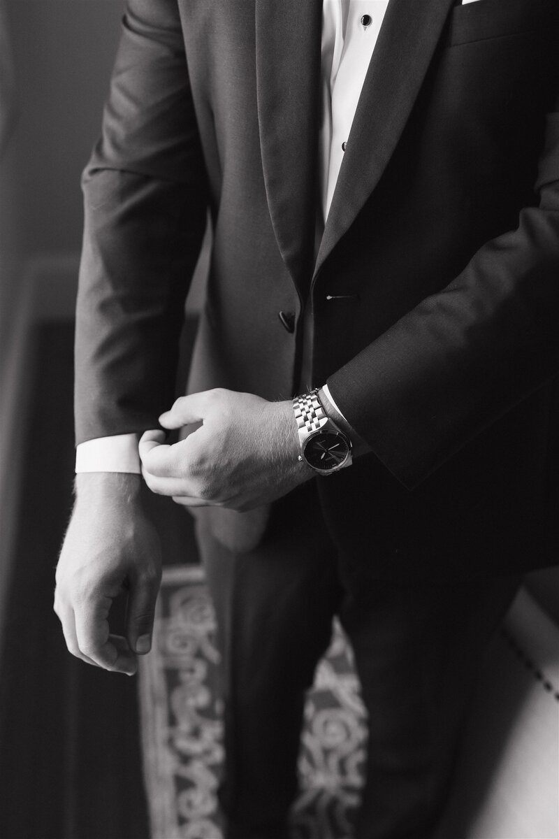 EmilyMcCaffertyPhotography-HagenWedding-ChaseWedding-Previews-16