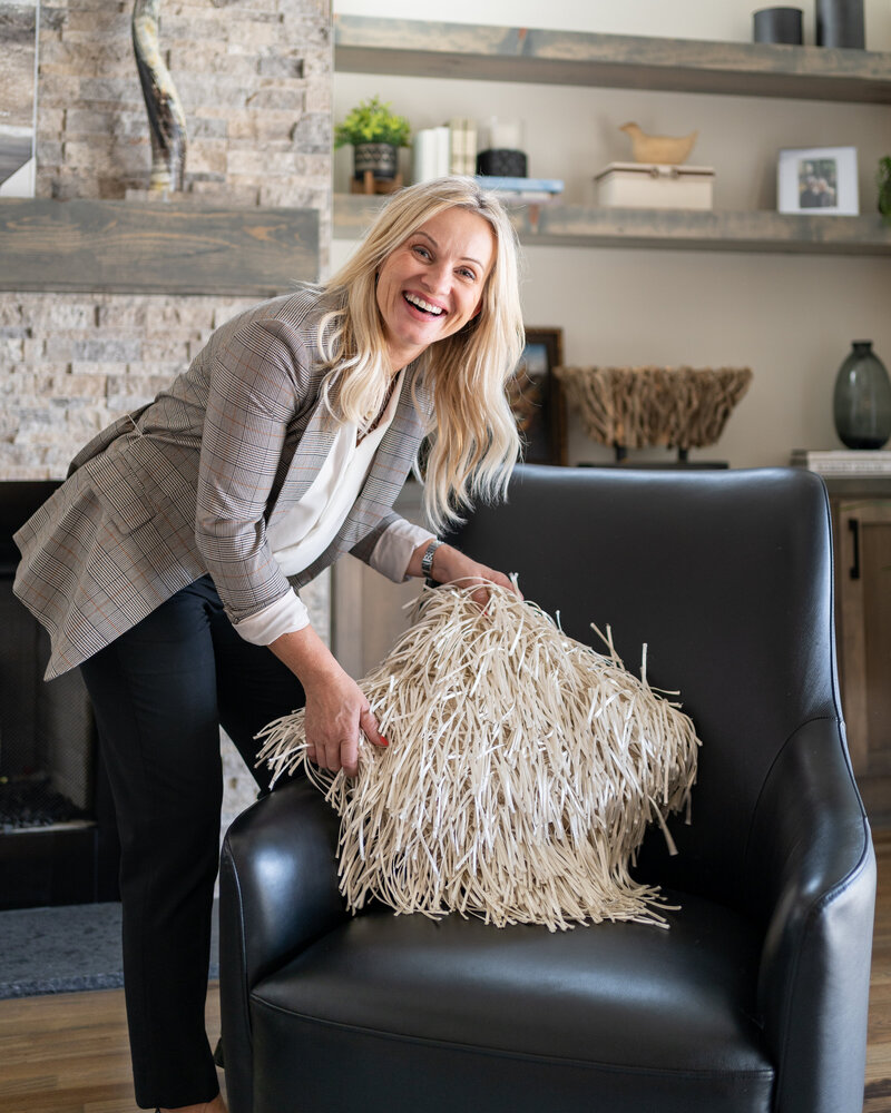 Gunta Sandmeyer staging tulsa home