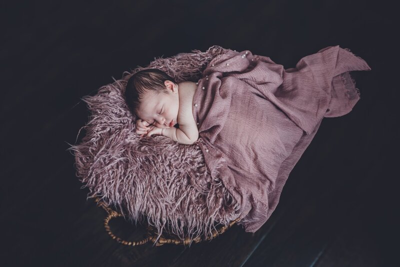 Olivia_Newborn-4032jcollins