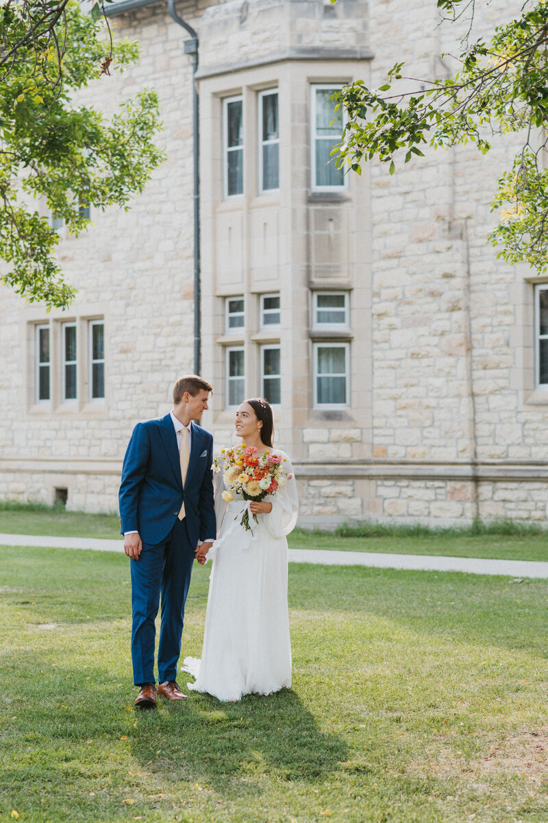 We offer timeless and elegant wedding photography all throughout Saskatchewan