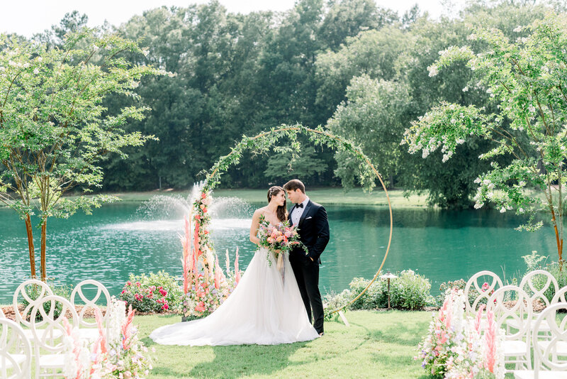 Monet Inspiration infinity ring ceremony arch at Walnut Hill captured by Fabiana Skubic