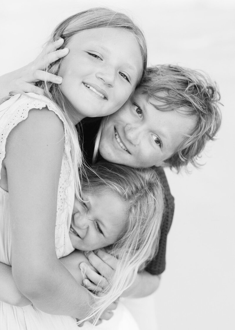 deloney-july-2024-30a-photography-studio-123_websize