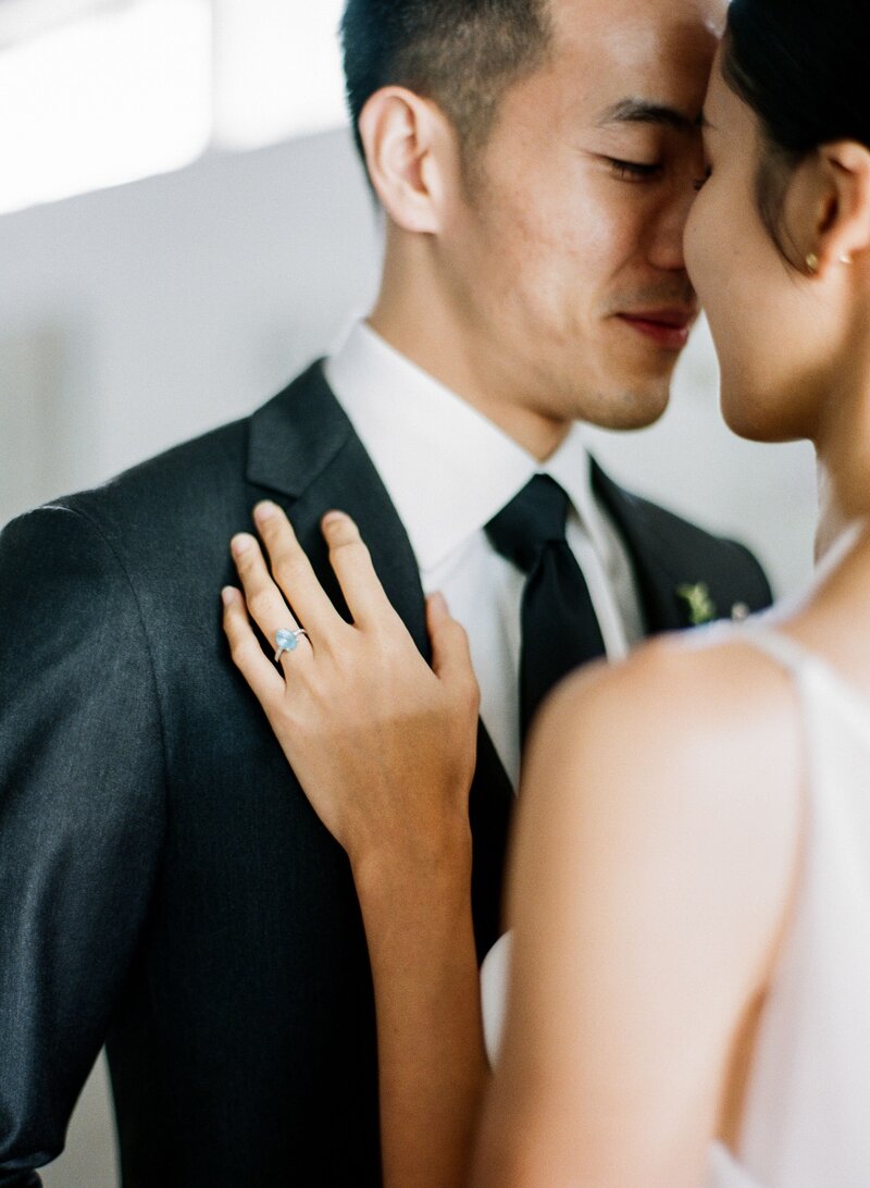 161Singapore Modern Art Gallery Wedding Editorial Photography_MARITHA MAE
