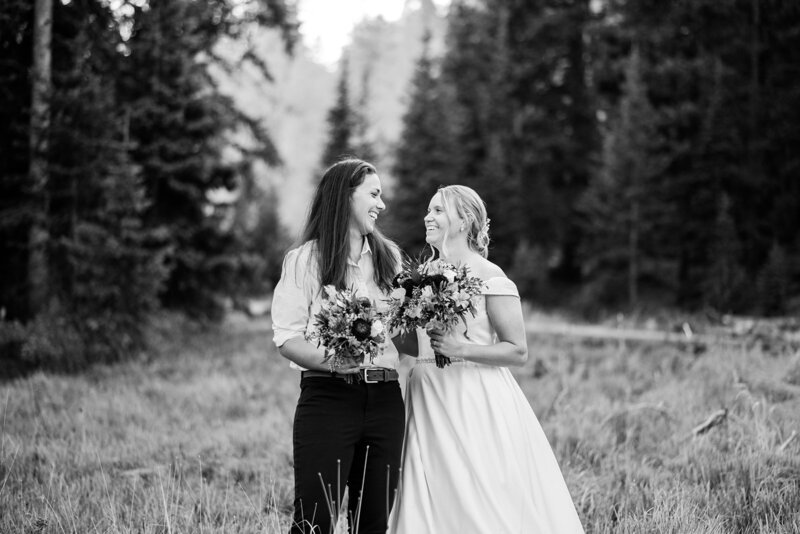 fall-elopement-grand-mesa_0399bw_websize