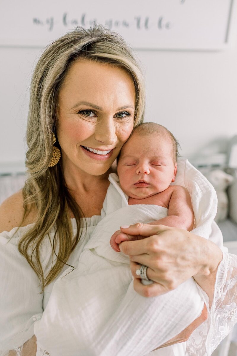 new-braunfels-texas-newborn-session-austin-texas-family-photographer_0037