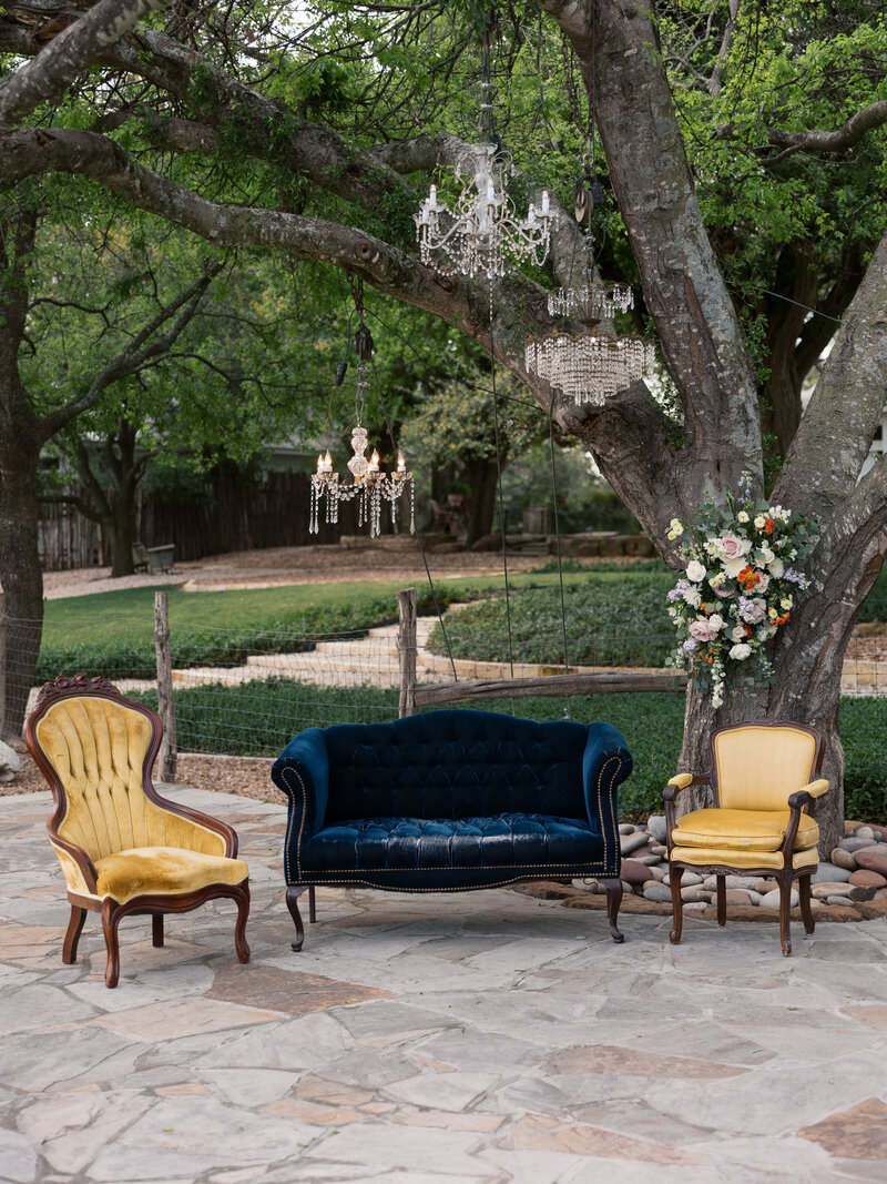 reception-lounge-setup-gruene-estate