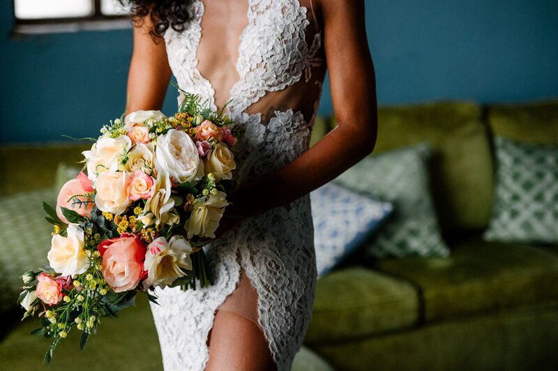 bride putting her shoe at paso del norte hotel In el paso texas