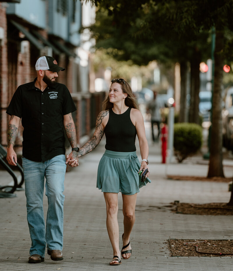 Downtown Chattanooga TN engagement session Chris and Cassie