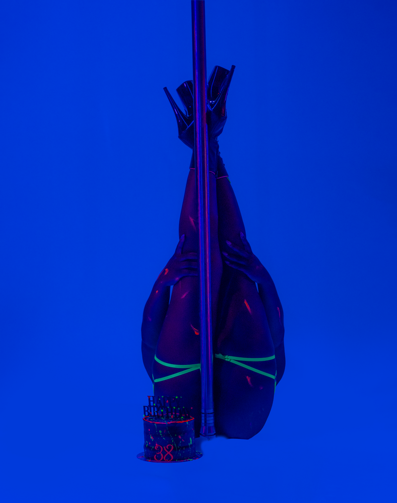 Snapzbytie Photography - Pole Dance Birthday Session with Blacklight