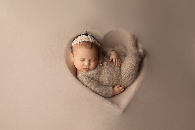 Best Newborn Photographer in London, ON | Ogg Photography
