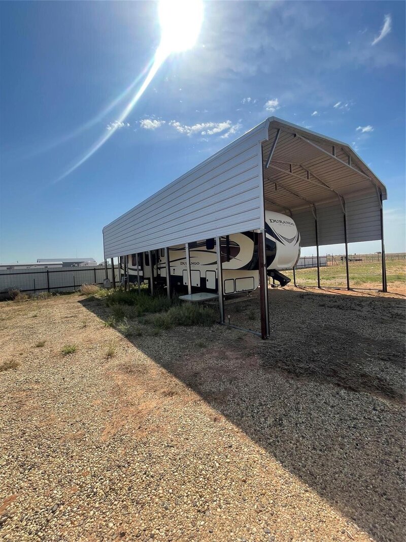 24 fully equipped RV Spaces on 6.7 acres for sale in Midland Texas