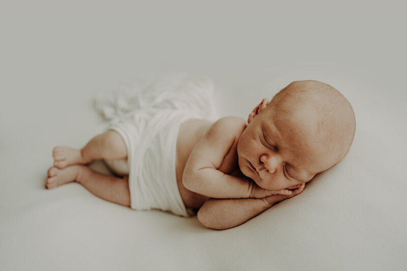 Danielle-Leslie-Photography-2021-aberdeen-newborn-photographer-mccullough-0001